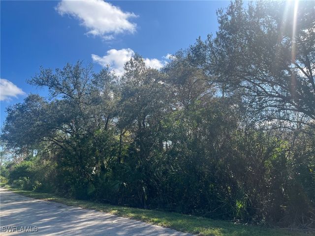 28th AVE SE, Naples, FL 34117