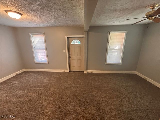 1453 Woodbirch Avenue, Akron, OH 44314