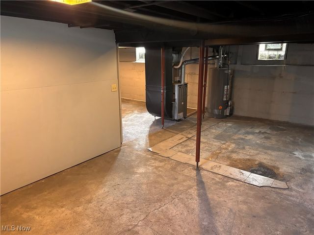 1453 Woodbirch Avenue, Akron, OH 44314