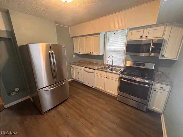 1453 Woodbirch Avenue, Akron, OH 44314