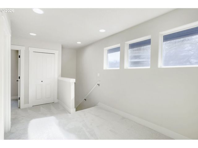 14948 Nw SHACKELFORD Rd, Portland, OR 97229
