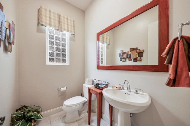 51350 Via Sorrento, La Quinta, CA 92253