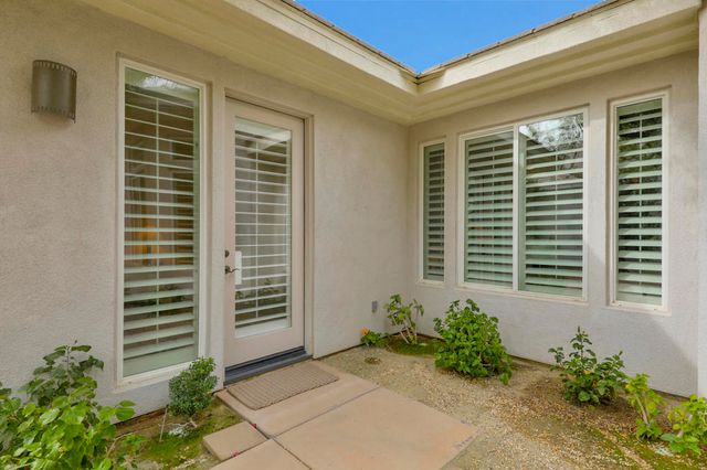 51350 Via Sorrento, La Quinta, CA 92253
