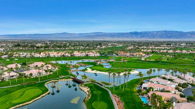 51350 Via Sorrento, La Quinta, CA 92253