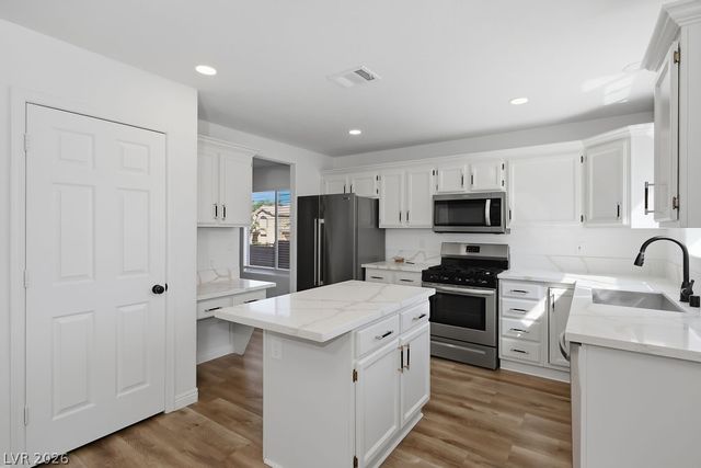 1034 Skysail Drive, Henderson, NV 89011