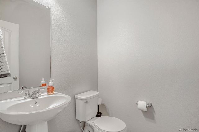 4378 S Nepal Court, Centennial, CO 80015