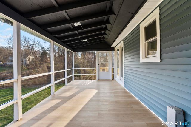 11 Lane Street, Shelton, CT 06484