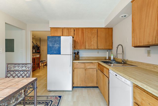 381 Glenn Street, Ashland, OR 97520