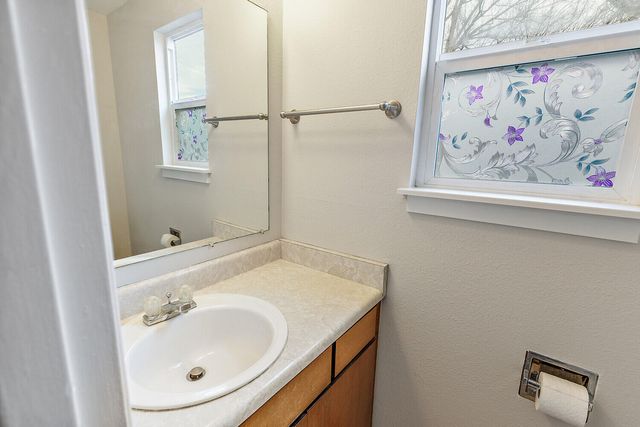 381 Glenn Street, Ashland, OR 97520