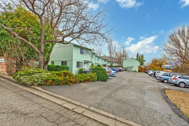 381 Glenn Street, Ashland, OR 97520