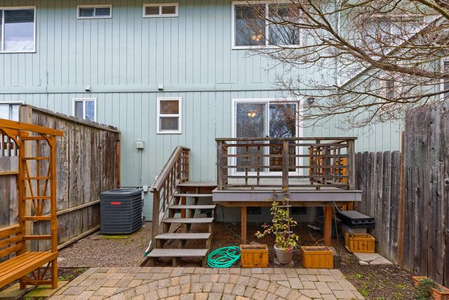 381 Glenn Street, Ashland, OR 97520