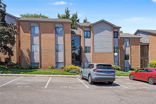 1110 Eagle Feather Circle C, West Carrollton, OH 45449