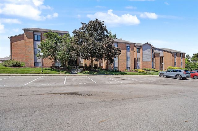 1110 Eagle Feather Circle C, West Carrollton, OH 45449