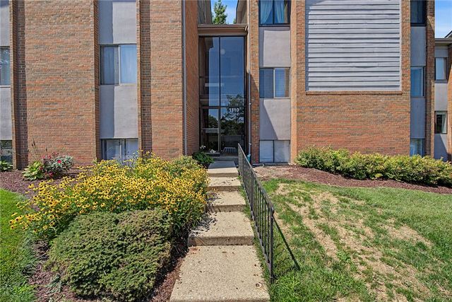 1110 Eagle Feather Circle C, West Carrollton, OH 45449