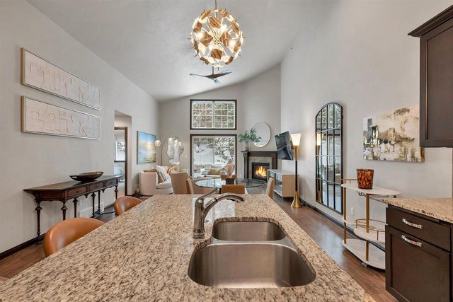 2580-3 BAY HARBOR CIRCLE, Green Bay, WI 54304