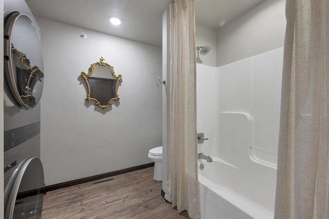 2580-3 BAY HARBOR CIRCLE, Green Bay, WI 54304