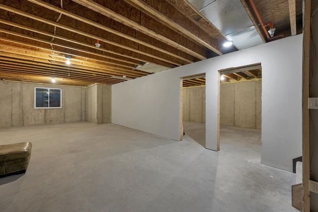 2580-3 BAY HARBOR CIRCLE, Green Bay, WI 54304