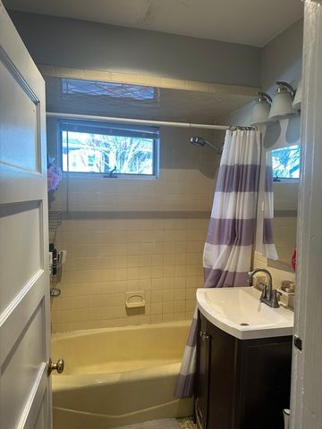 28 Marion 1, Belmont, MA 02478