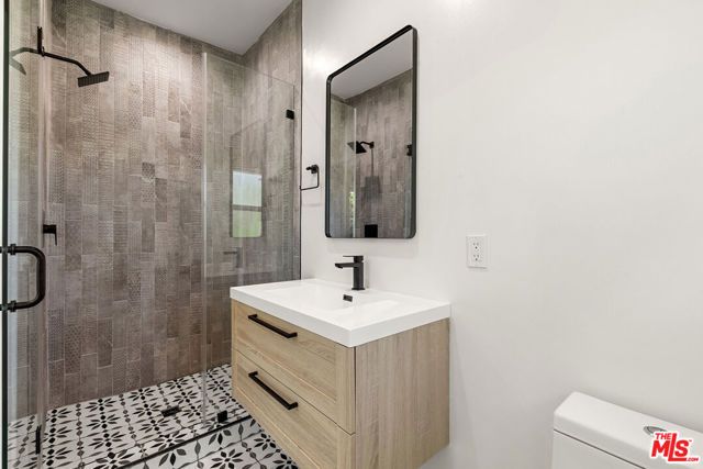 1305 Lucile Avenue 2, Los Angeles, CA 90026
