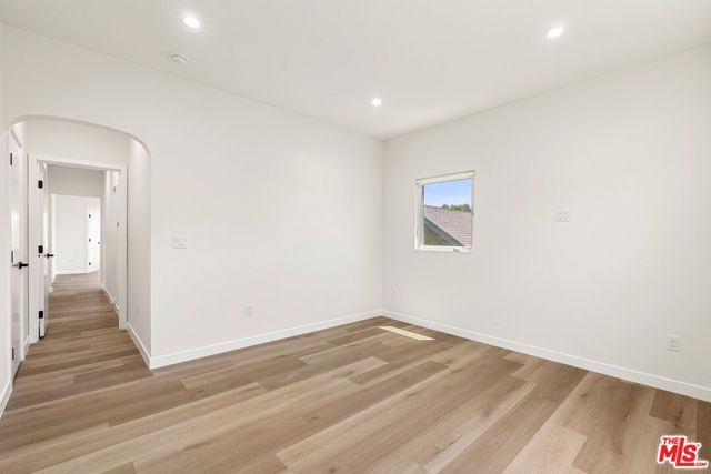 1305 Lucile Avenue 2, Los Angeles, CA 90026