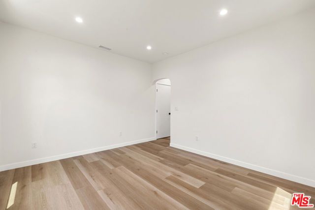 1305 Lucile Avenue 2, Los Angeles, CA 90026