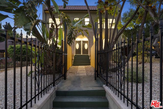 1305 Lucile Avenue 2, Los Angeles, CA 90026