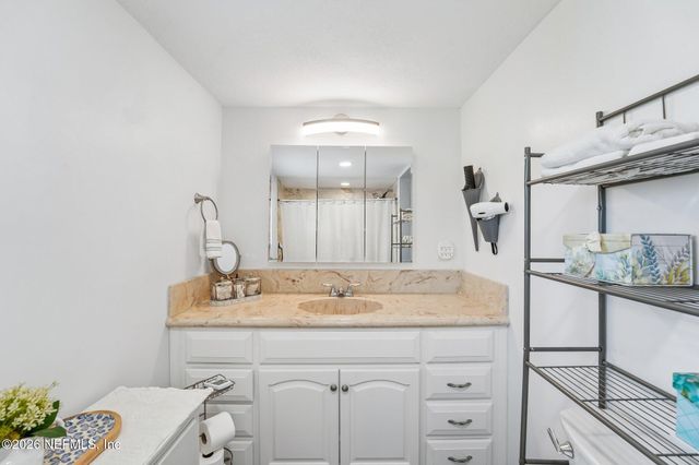 122 MACON Road, Palatka, FL 32177