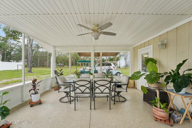 122 MACON Road, Palatka, FL 32177