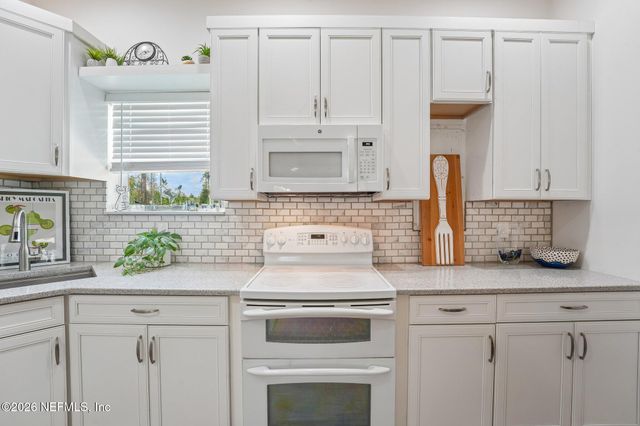 122 MACON Road, Palatka, FL 32177