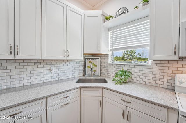 122 MACON Road, Palatka, FL 32177