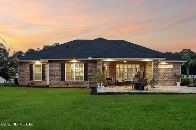 122 MACON Road, Palatka, FL 32177