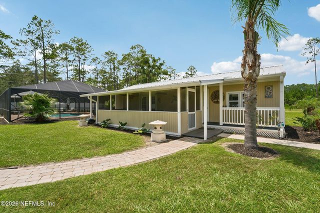 122 MACON Road, Palatka, FL 32177