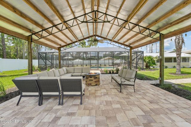 122 MACON Road, Palatka, FL 32177