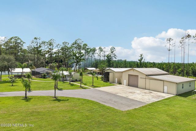 122 MACON Road, Palatka, FL 32177