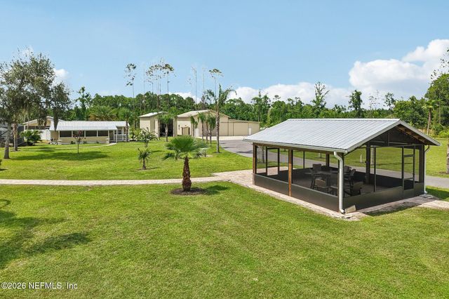 122 MACON Road, Palatka, FL 32177