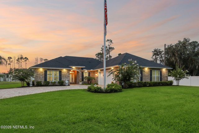 122 MACON Road, Palatka, FL 32177