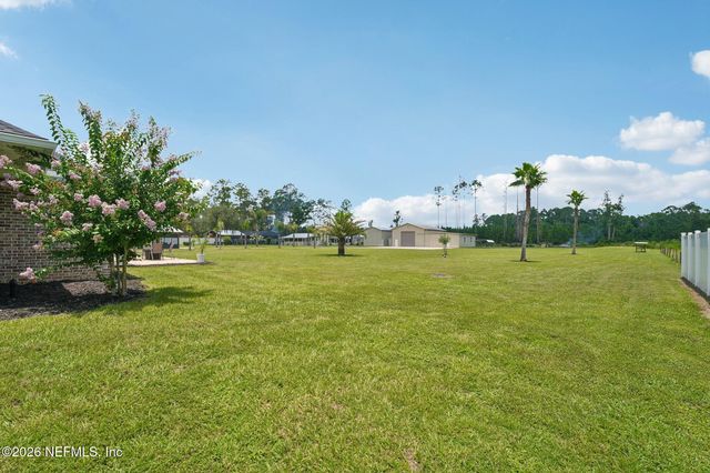 122 MACON Road, Palatka, FL 32177