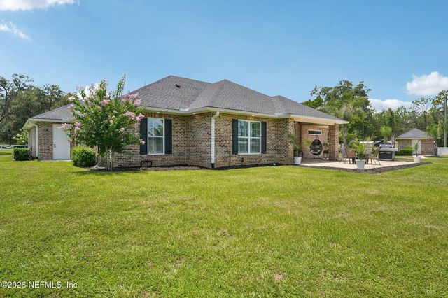 122 MACON Road, Palatka, FL 32177