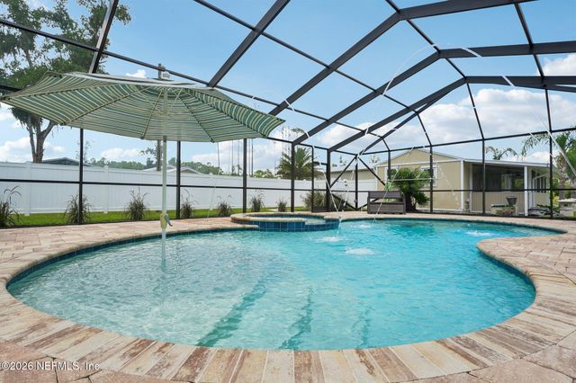 122 MACON Road, Palatka, FL 32177