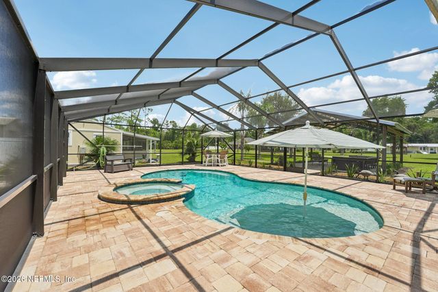 122 MACON Road, Palatka, FL 32177