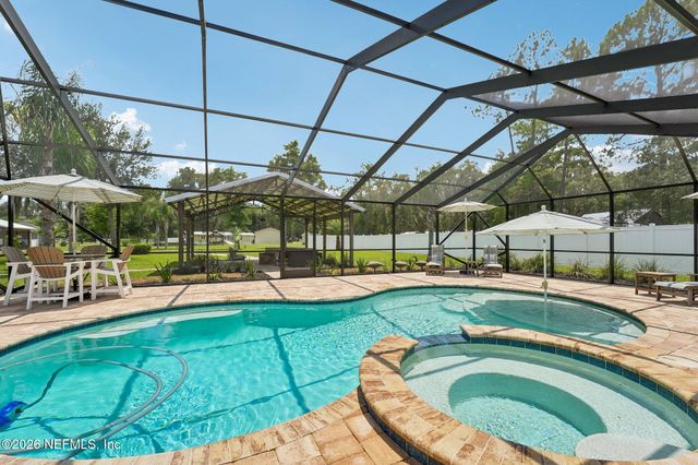 122 MACON Road, Palatka, FL 32177
