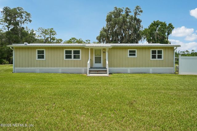 122 MACON Road, Palatka, FL 32177