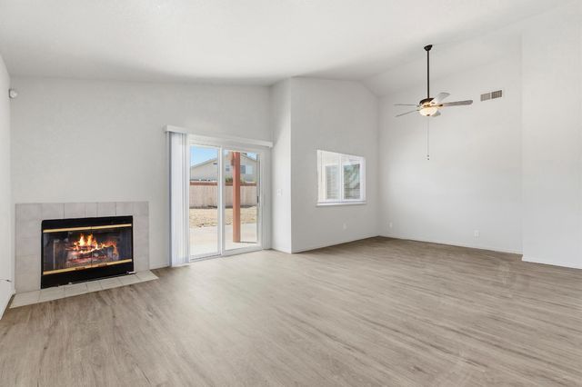 2412 Silverado Ct, Stockton, CA 95206
