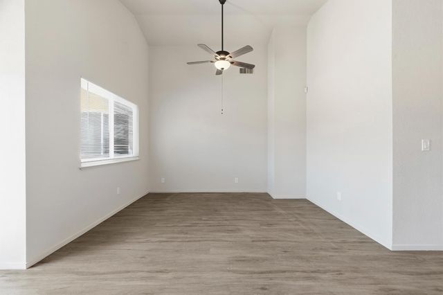 2412 Silverado Ct, Stockton, CA 95206