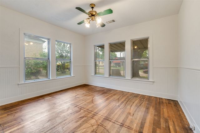 3323 Ivandell Avenue, Dallas, TX 75211