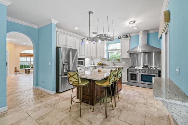 4576 Thornwood Circle, Palm Beach Gardens, FL 33418