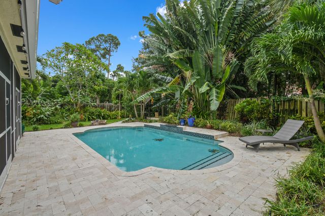 4576 Thornwood Circle, Palm Beach Gardens, FL 33418