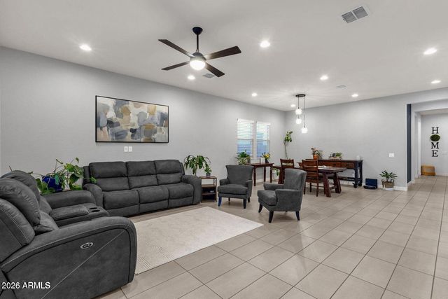 7444 W SPUR Drive, Peoria, AZ 85383
