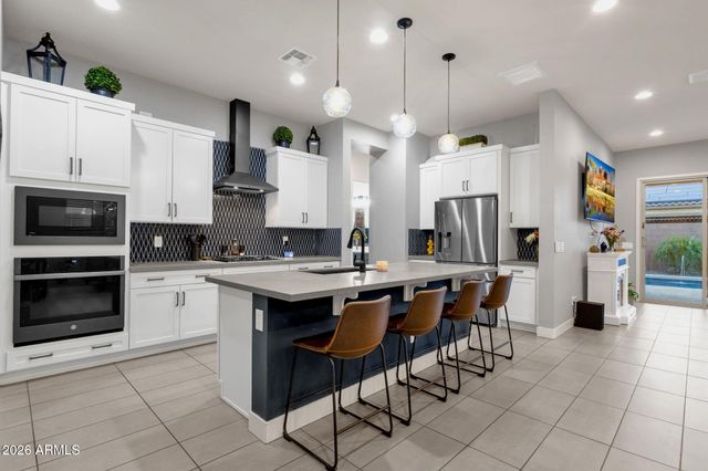 7444 W SPUR Drive, Peoria, AZ 85383