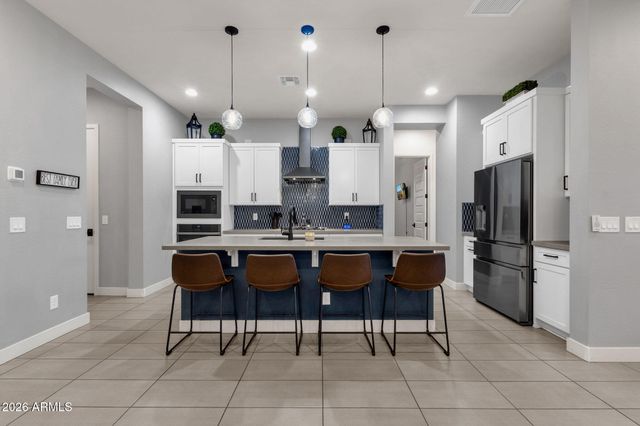 7444 W SPUR Drive, Peoria, AZ 85383